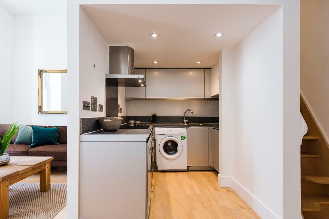 Stylish Hyde Park Apartment Londra Esterno foto